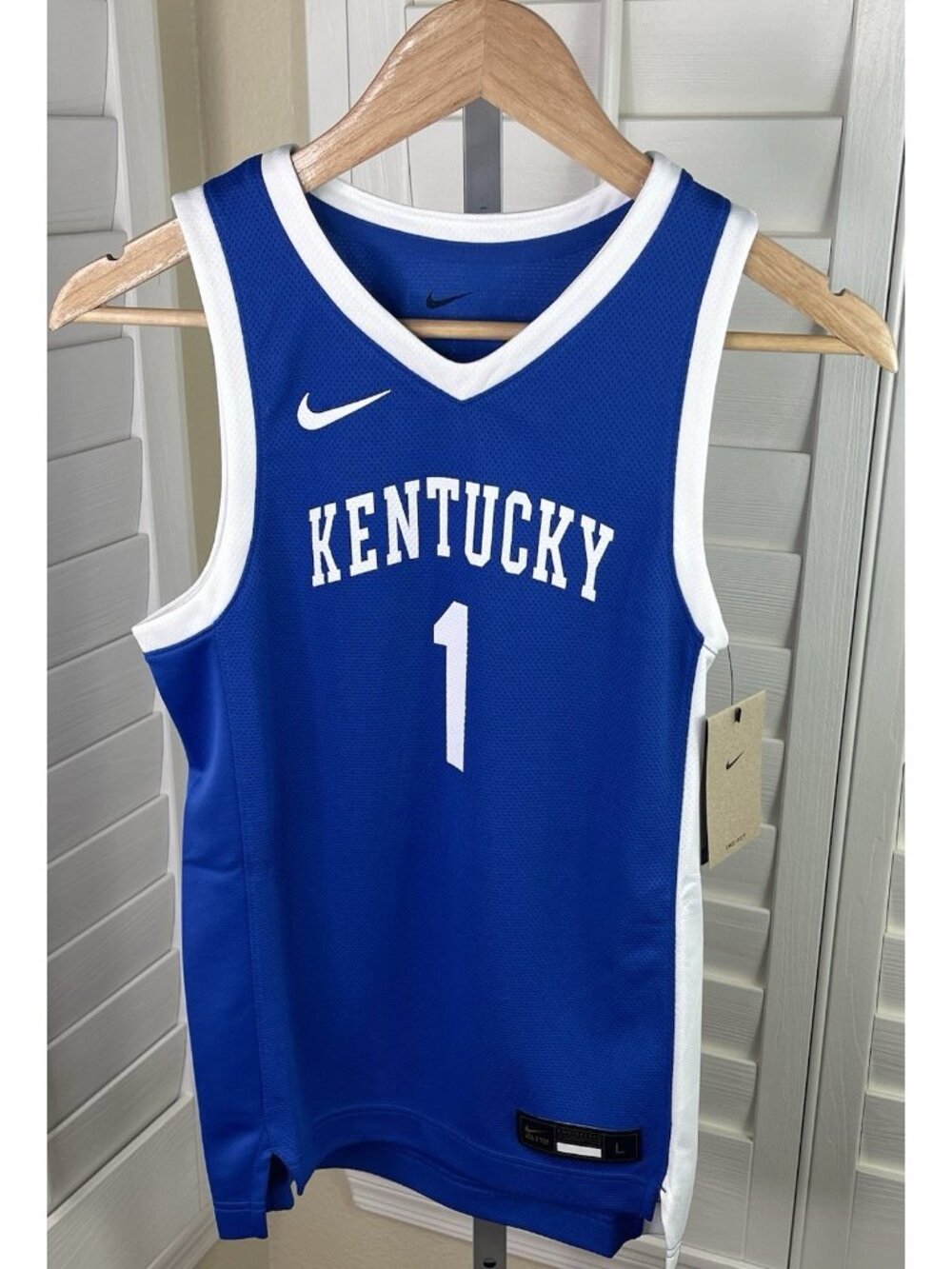 Nike Dri-Fit NCAA University of Kentucky Devin Booker #1 Jersey - Youth L - NWT